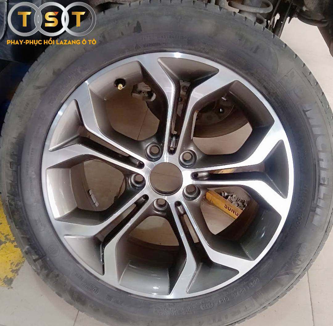 Phay Lazang BMW X6 - 18 Inch