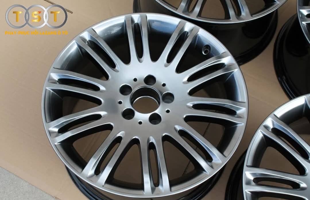 Phay Lazang E-Class 18 Inch