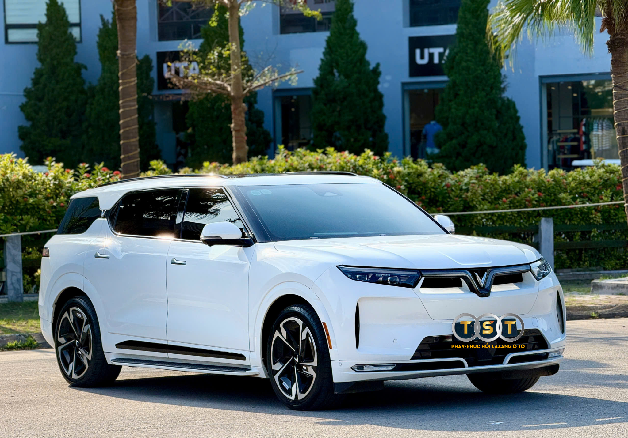 Định Giá Xe VinFast VF 9 Plus 2023 Cũ: Giá Bán Bao Nhiêu Là Hợp Lý?