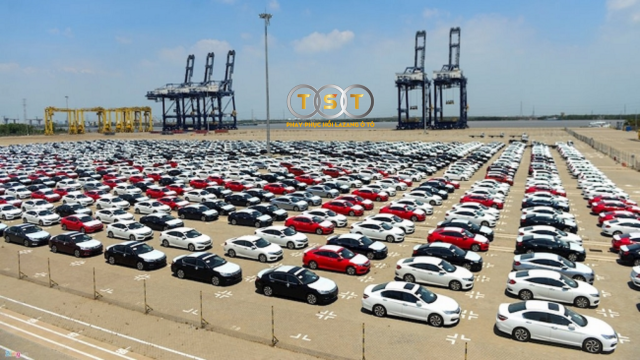 Top 10 Ô Tô Bán Ít Nhất Tháng 4/2025: Sedan Hạng D Chiếm Đa Số, Nhiều Xe Nhật Góp Mặt