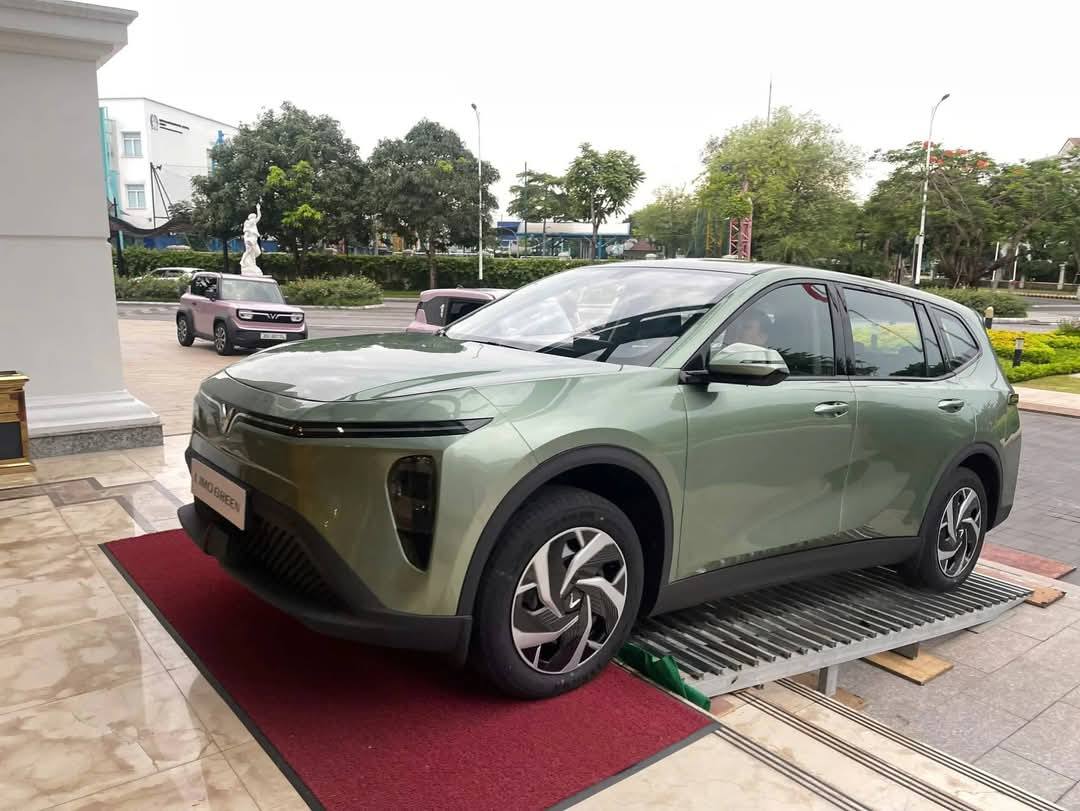 Limo Green – MPV Điện 7 Chỗ Của VinFast Lộ Diện: Thông Số & Đánh Giá Nhanh