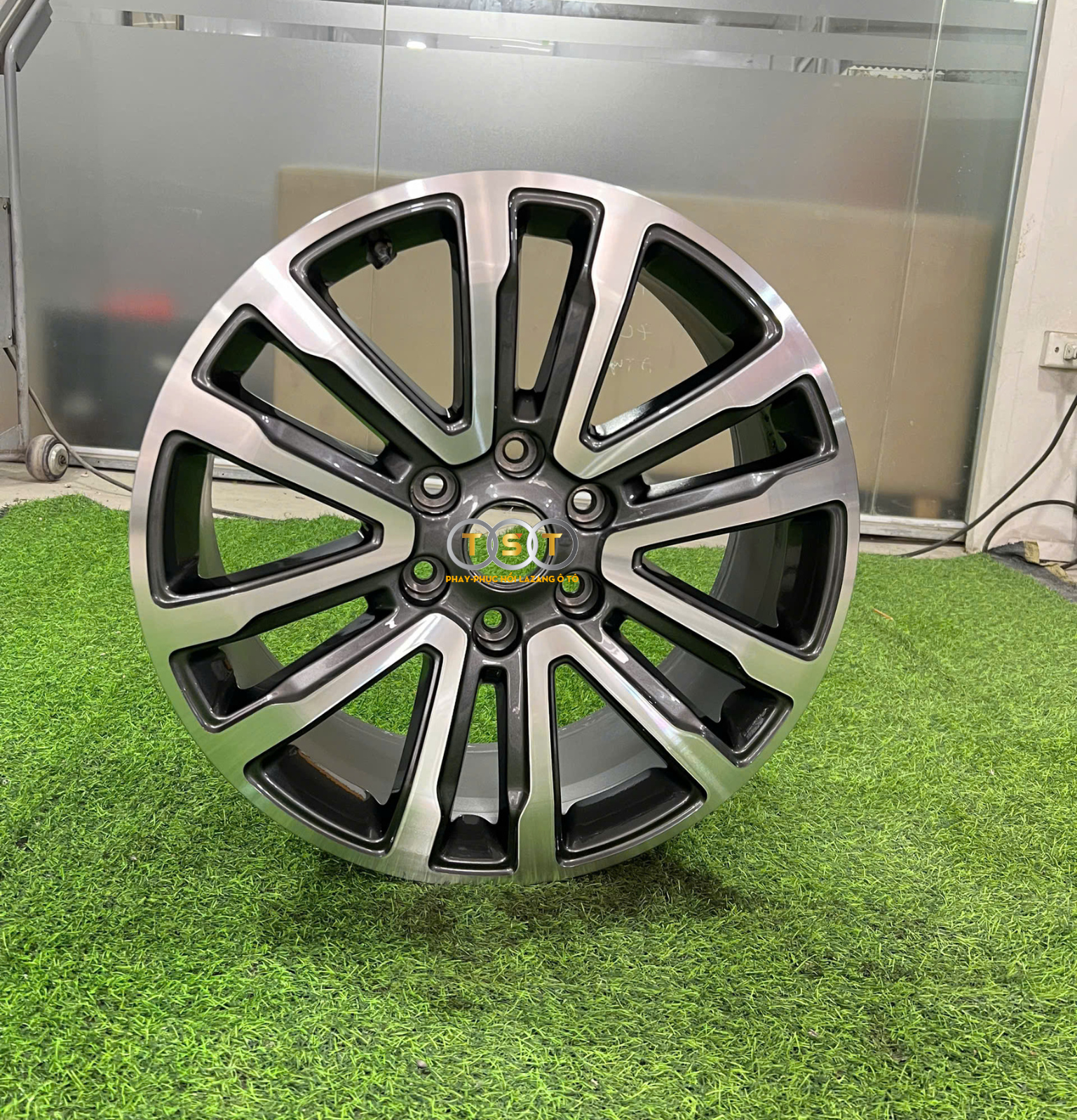 Lazang Ford 20 Inch - Mã FORD03