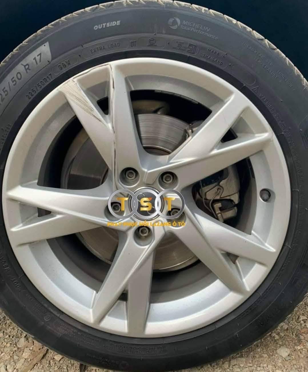 Phay Lazang Audi A4 - 17 Inch