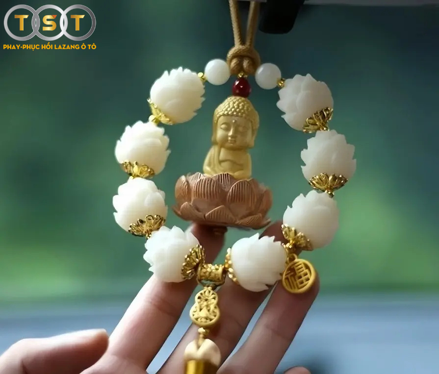 Cách Chọn Khánh Treo Ô Tô Hợp Phong Thủy – Chuyên Gia Gợi Ý 4 Loại Khánh