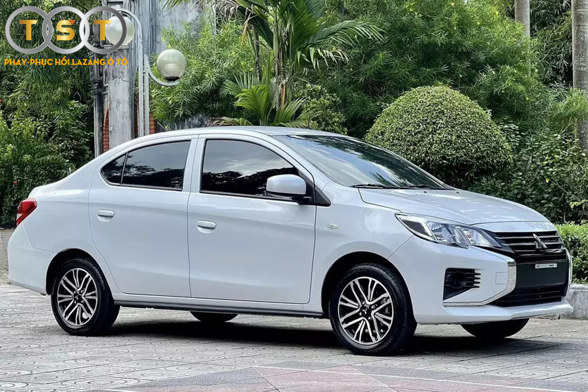 Những Mẫu Sedan Cỡ B Giảm Giá Sâu - Chỉ Hơn 300 Triệu Tại Đại Lý