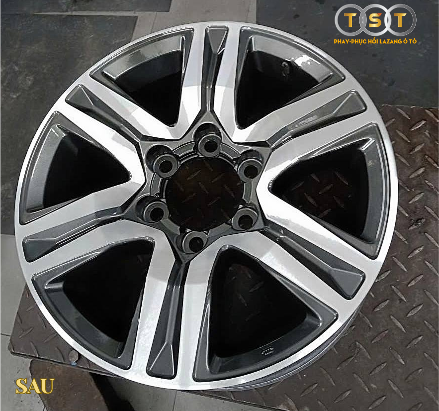 Phay Lazang Toyota Fortuner - 17 Inch