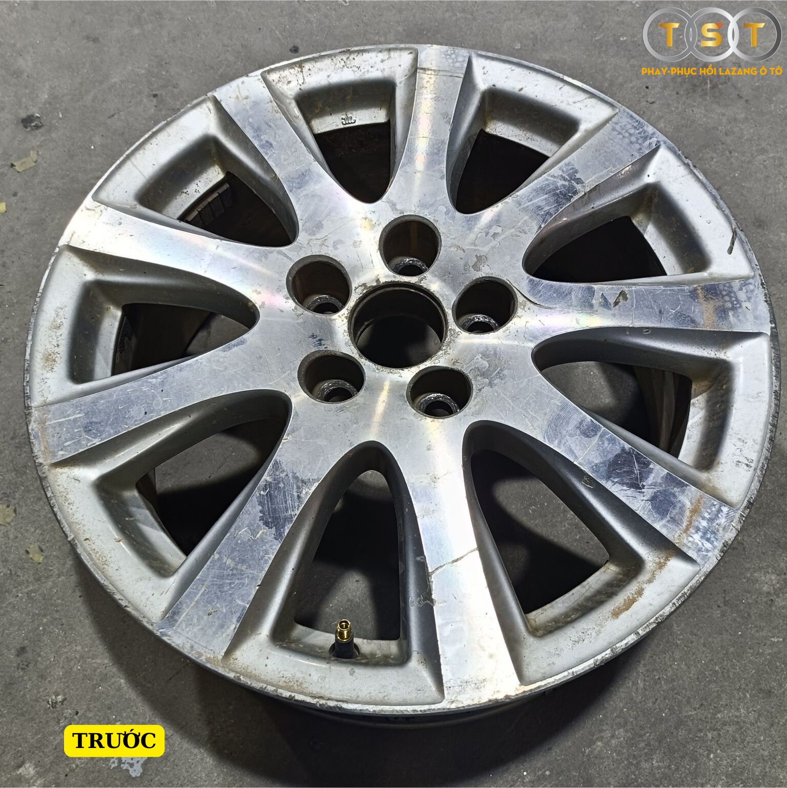 Phay Lazang Toyota Camry - 17 Inch