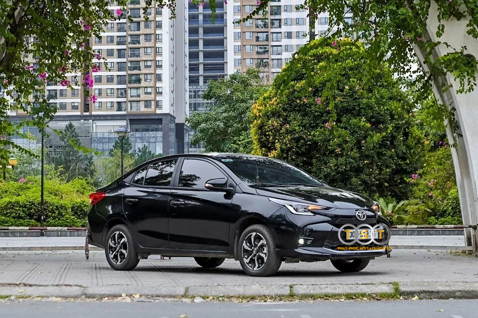 Thời Điểm Vàng Sở Hữu Toyota Vios: Miễn 100% Phí Trước Bạ Tháng 12/2025