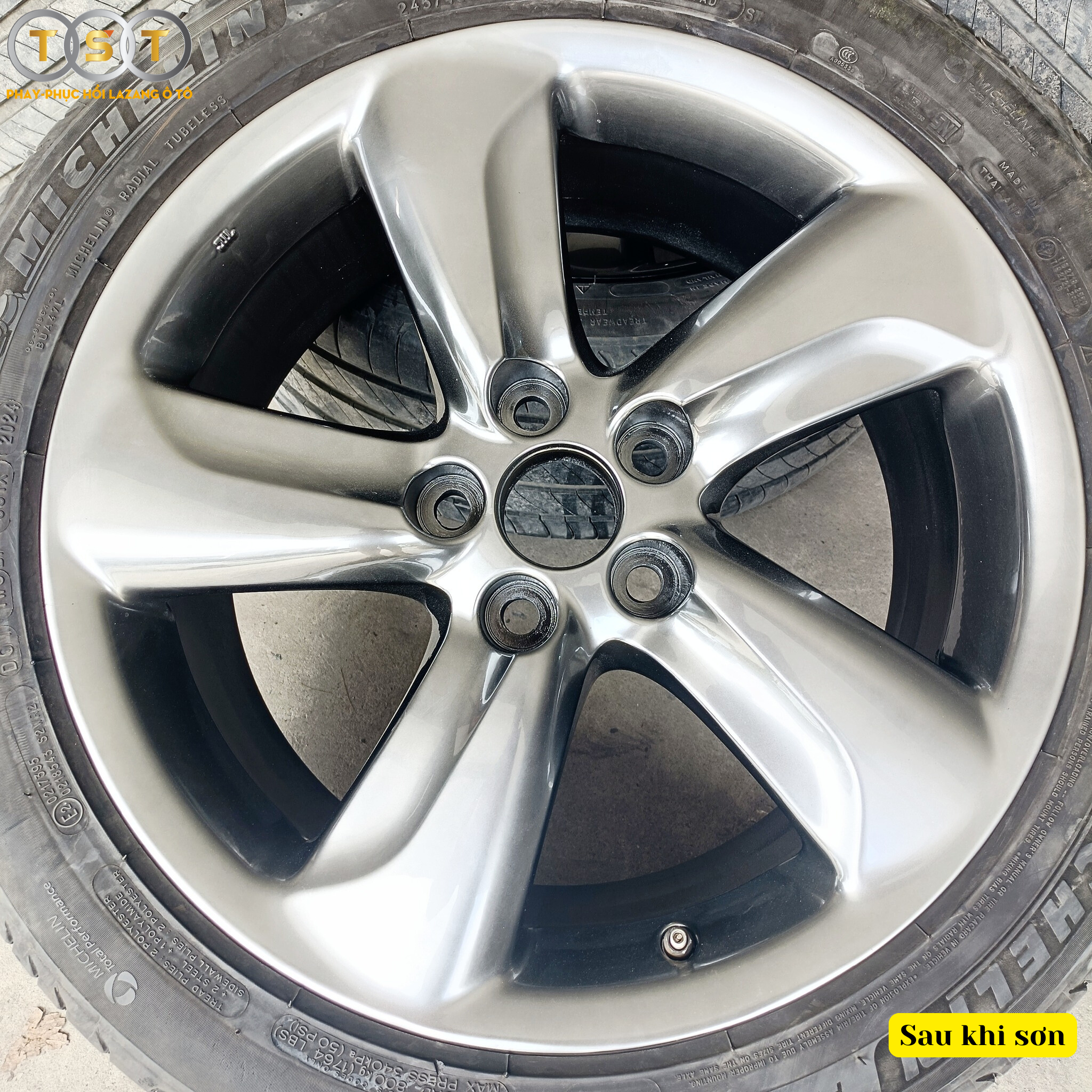 Sơn Lazang Lexus GS350 - 18 Inch