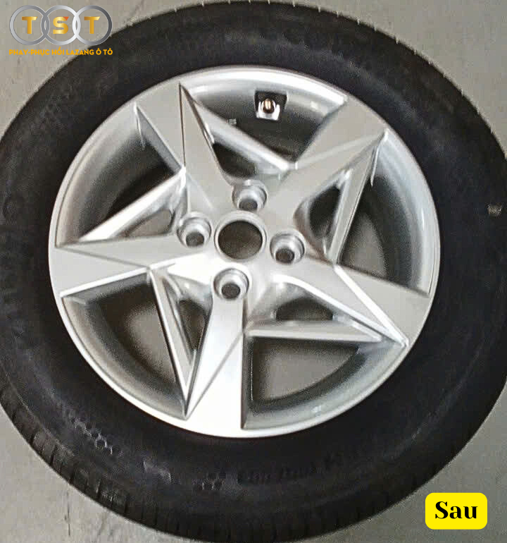 Phay Lazang Hyundai Accent (2024-2025) - 15 Inch