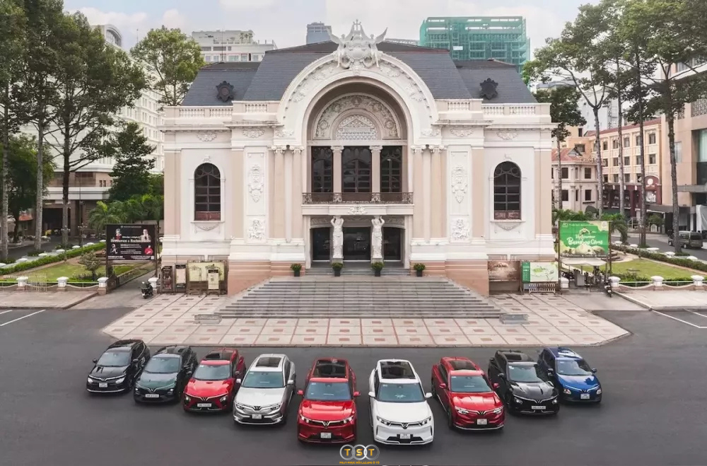 VinFast “Chơi Lớn”: Mua Ô Tô Điện 