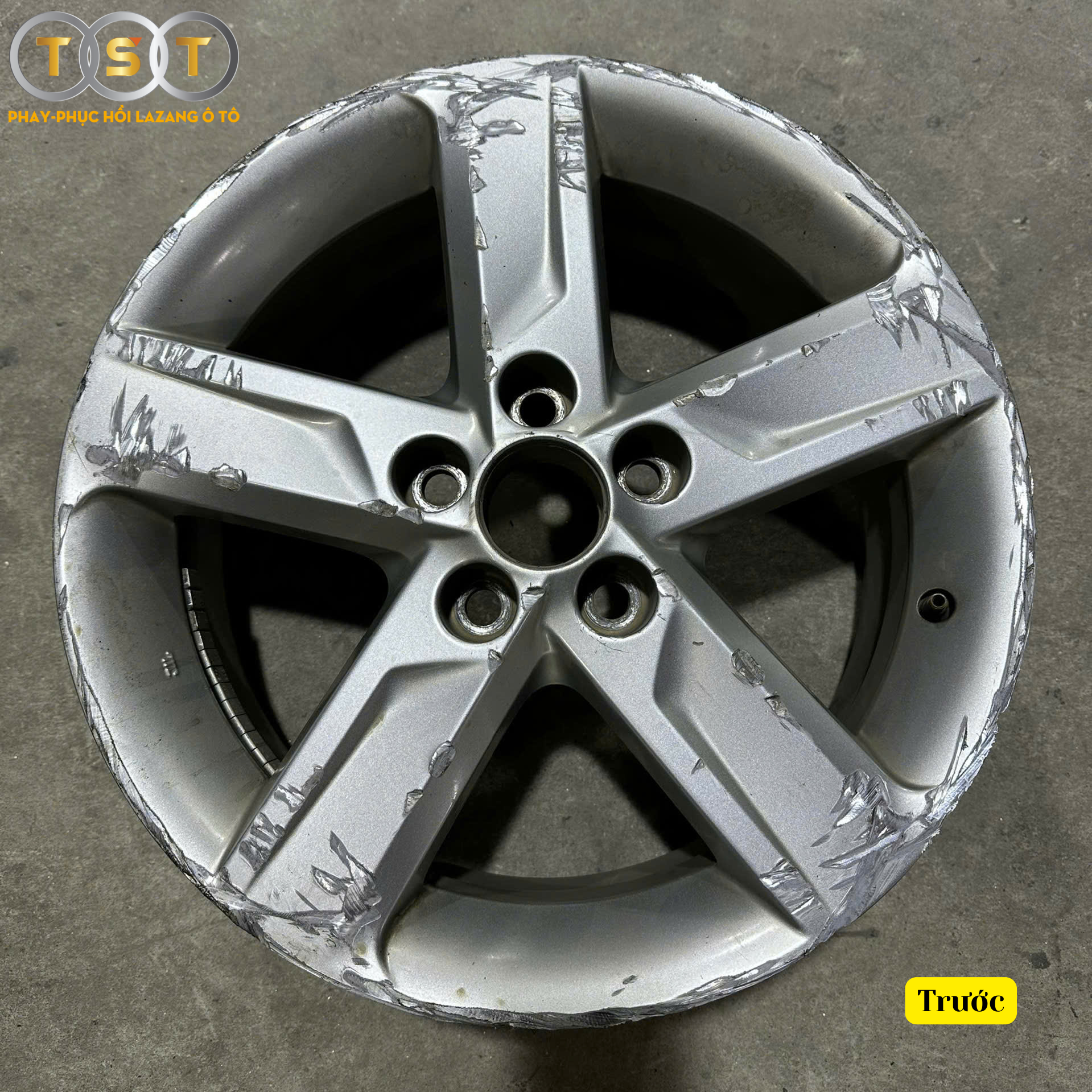 Phục Hồi - Sơn Lazang Toyota Camry 2.5Q - 17 Inch