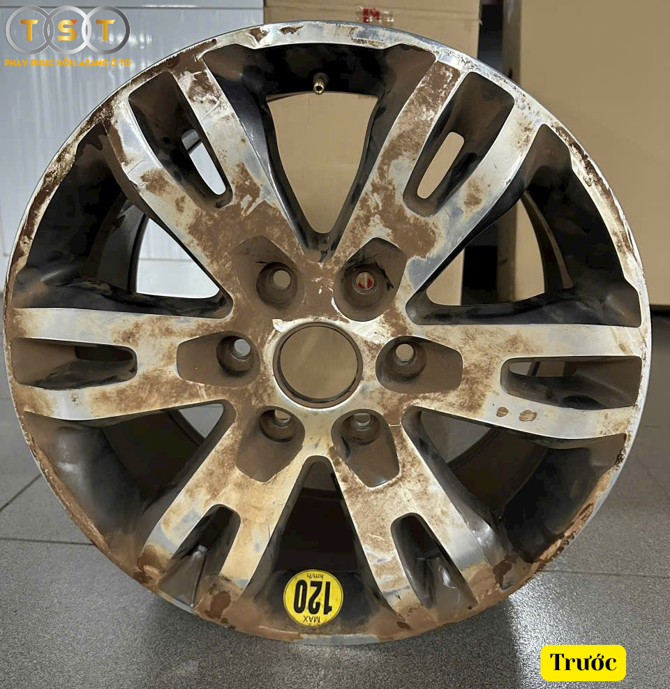 Phay Lazang Ford Everest (2021) - 18 Inch