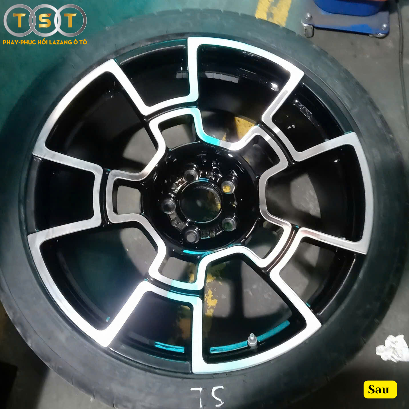 Phay Lazang Rolls-Royce Black Badge - 21 Inch