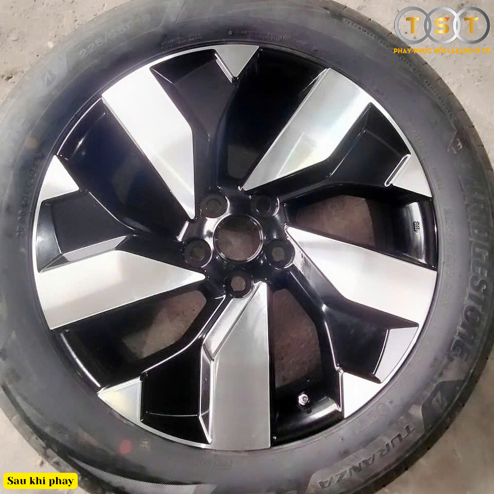 Phay Lazang Mitsubishi Destinator - 18 Inch