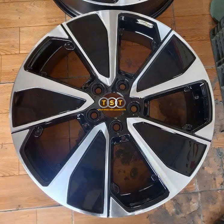 Lazang Vinfast VF8 - 20 Inch - Mã VIN08