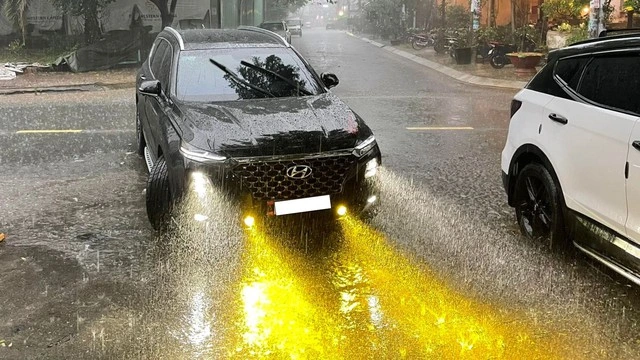 Lắp Thêm Đèn Sương Mù Cho Ô Tô Có Bị Phạt Không?