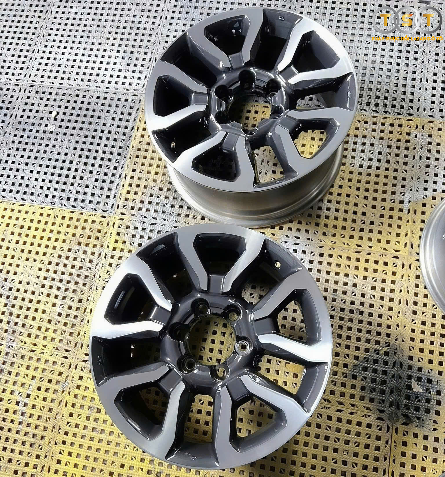 Phay Lazang Toyota Hilux/Legend/GD6/Legend RS - 18 Inch