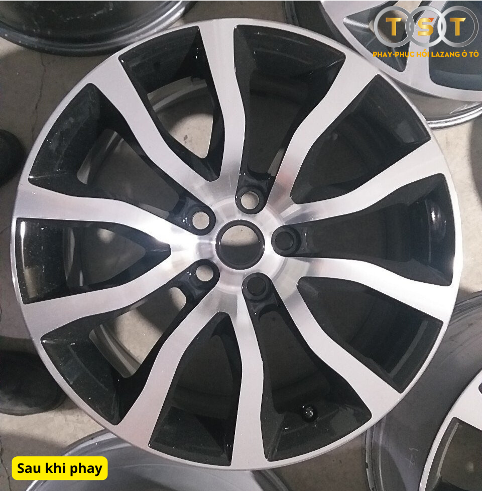 Phay Lazang Range Rover HSE Sport - 20 Inch