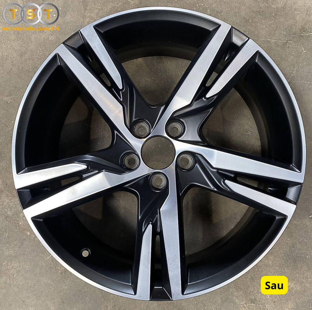 Phay Lazang Volvo XC40 R-Design - 18 Inch
