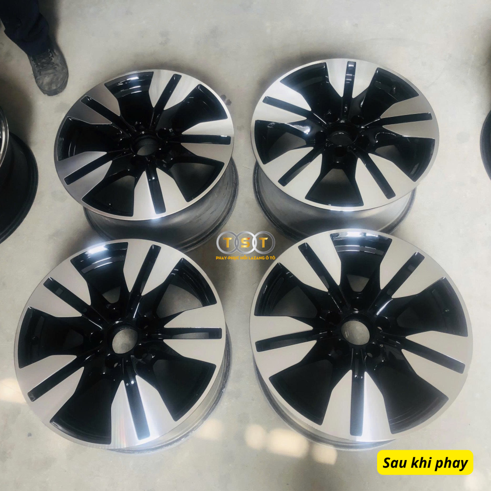 Phay Lazang Mercedes E-Class E350 - 17 Inch