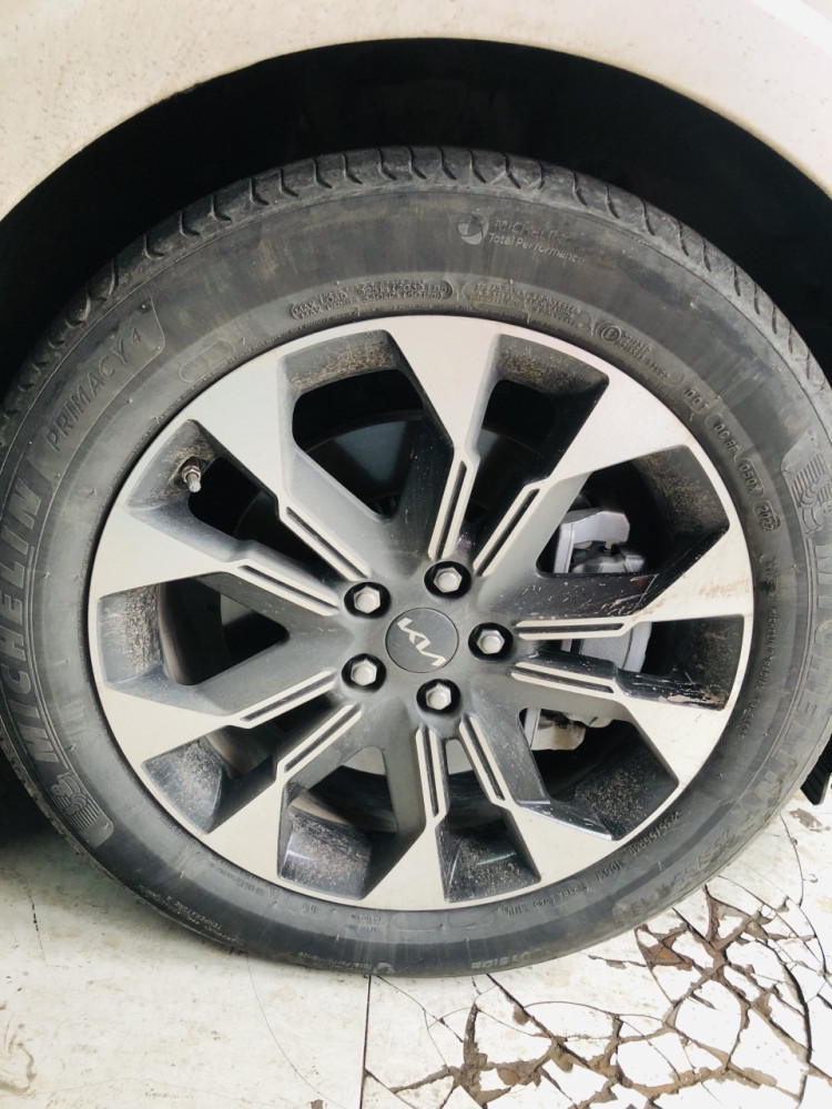 Lazang Kia Carnival- 18inch - Kia08