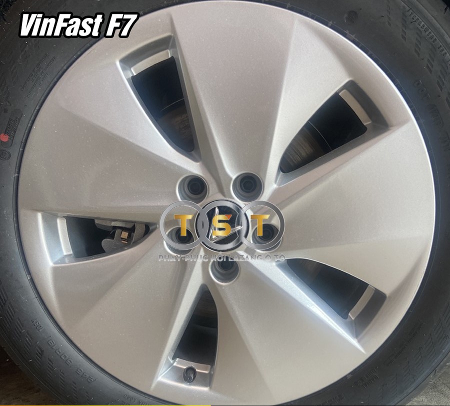 Lazang Vinfast VF7 Eco -18inch - Vin10