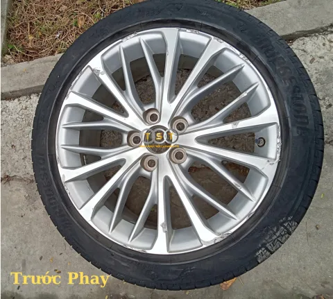 Phay Lazang Toyota Camry - 18 Inch