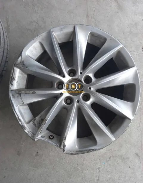 Hàn Lazang BMW X3 - 18 Inch