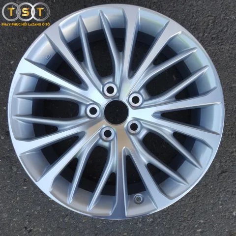 Lazang Toyota Camry 18 Inch - Mã  TOY02