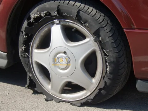5 Cách Nhận Biết Mâm Xe Bị Nứt Nhẹ - Dấu Hiệu Và Xử lý An Toàn