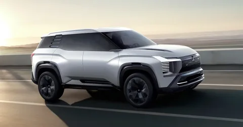 Mitsubishi DST Concept 2025 Chính Thức Ra Mắt Tại Việt Nam