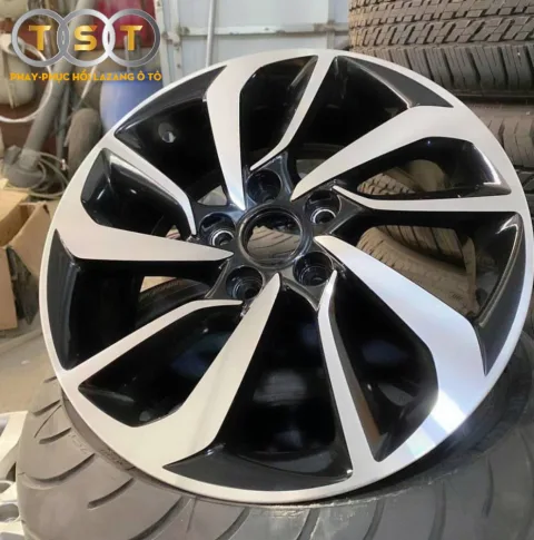 Phay Lazang Hyundai Tucson (2016-2018) - 17 Inch