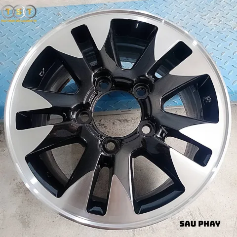 Phay Lazang Land Cruiser (105 Series) - 17 Inch