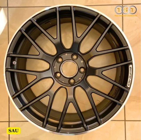 Phay Lazang Mercedes-Benz AMG C63 - 19 Inch