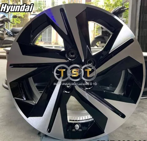 Phay Lazang Hyundai Elantra (2021-2023) - 16 Inch