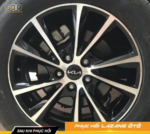 Phay Lazang KIA Sedona 2020 Bản Deluxe - 18 Inch