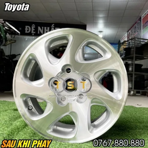 Phay Lazang Toyota Camry XLi (Đời 2000) - 15 Inch