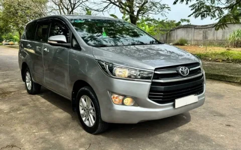 Mua Xe 7 Chỗ Cũ Dưới 400 triệu: Những Lựa Chọn “Đáng Tiền”