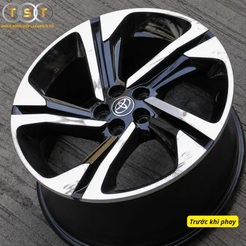 Phay Lazang Yaris Cross 2024 - 18 Inch